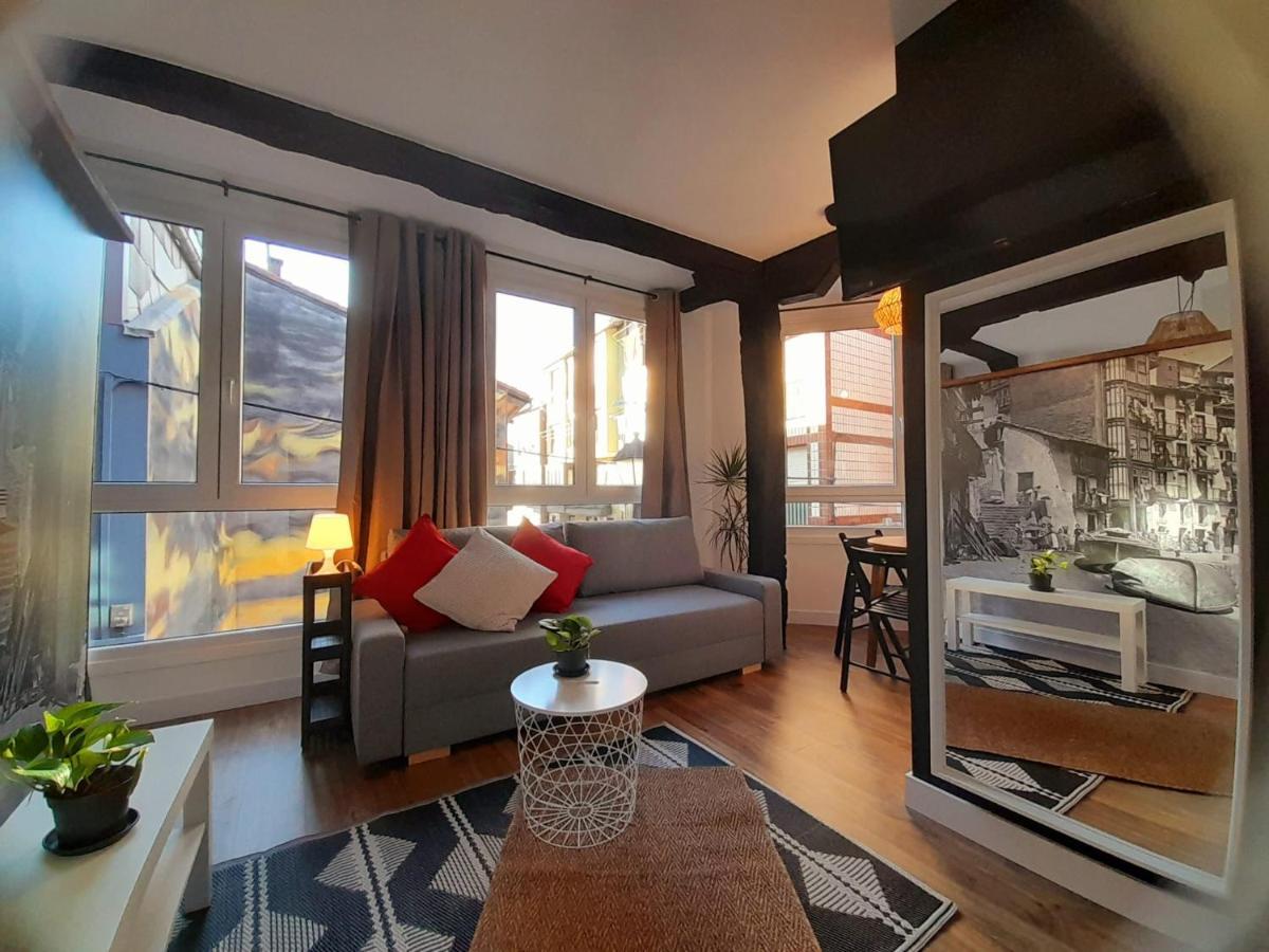 Andra Mari Apartamentu Turistikoak Bermeo Exterior foto