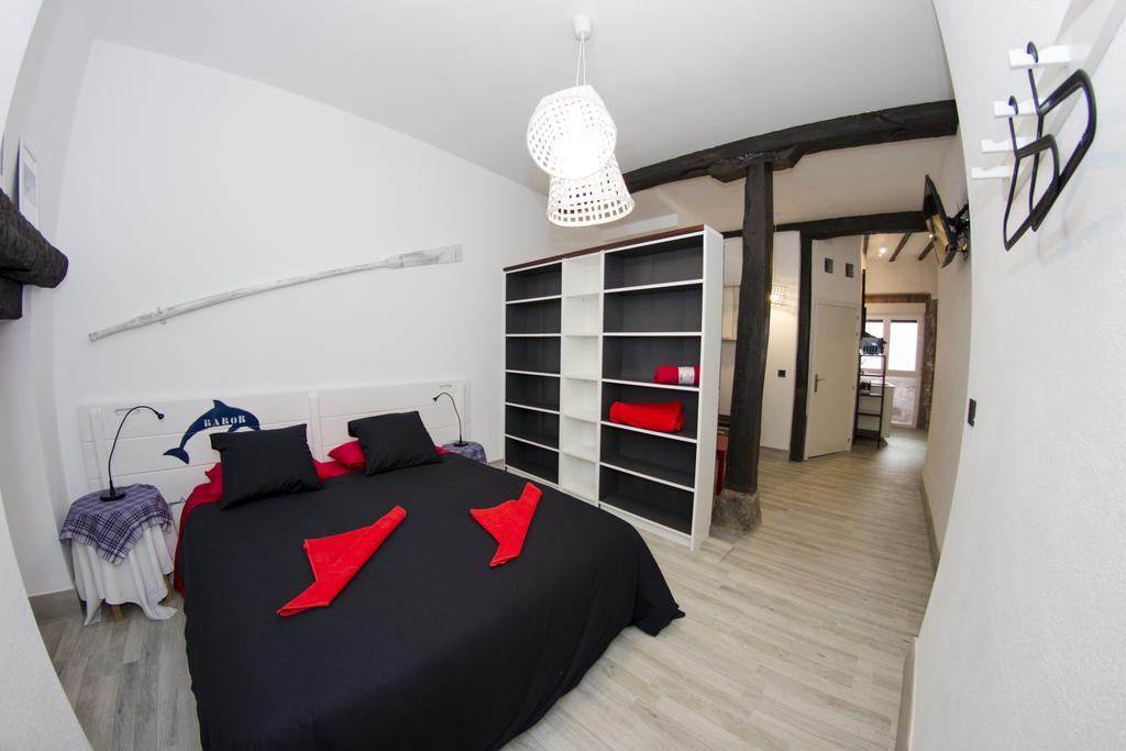 Andra Mari Apartamentu Turistikoak Bermeo Quarto foto