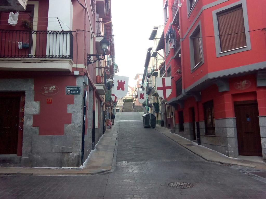 Andra Mari Apartamentu Turistikoak Bermeo Exterior foto