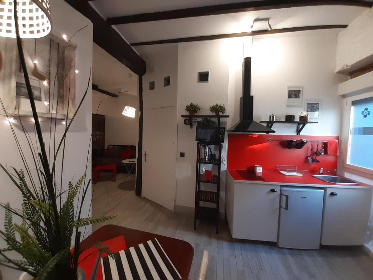 Andra Mari Apartamentu Turistikoak Bermeo Exterior foto
